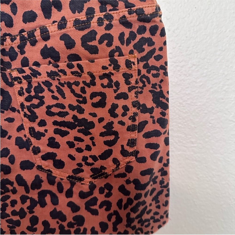 Free People We The Free Zip It Up Leopard Mini Skirt
Pineapple Combo NWT. - Picture 6 of 11